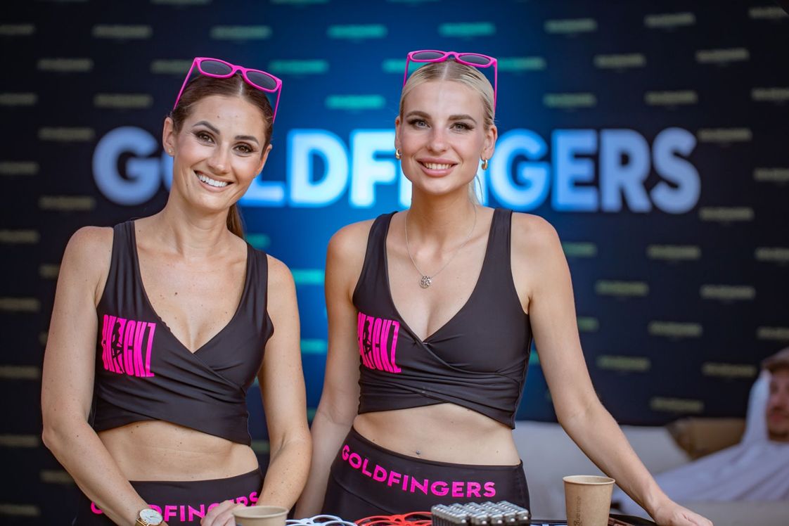 Goldfingers hostesky