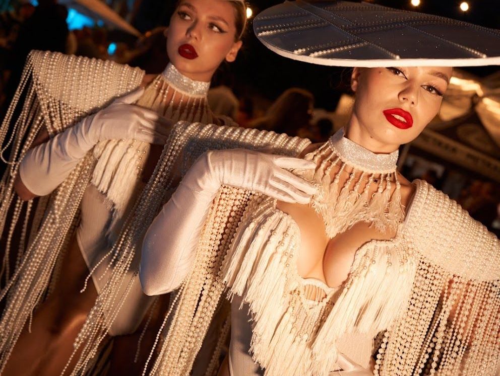 Goldfingers show LOVE TONIGHT